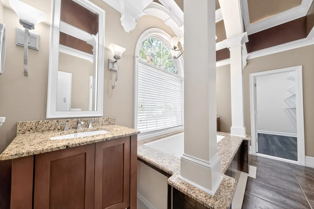 426 Northlake Drive Cataula, GA 31804