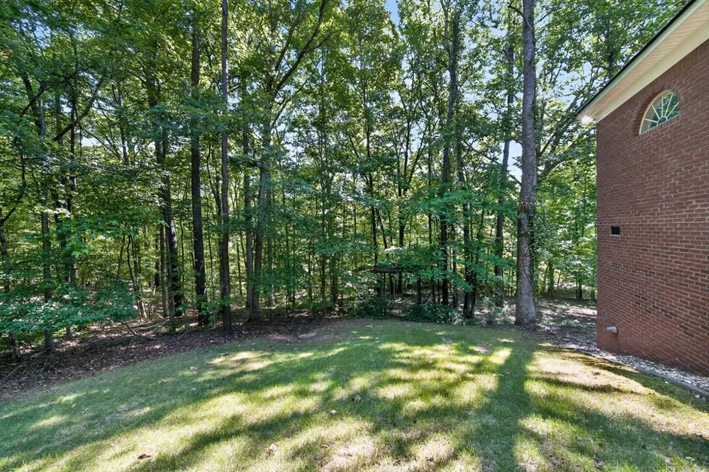 426 Northlake Drive Cataula, GA 31804