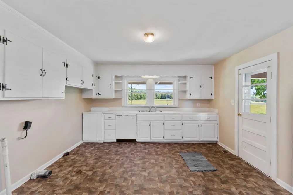 444 County Road 782 Etowah, TN 37331