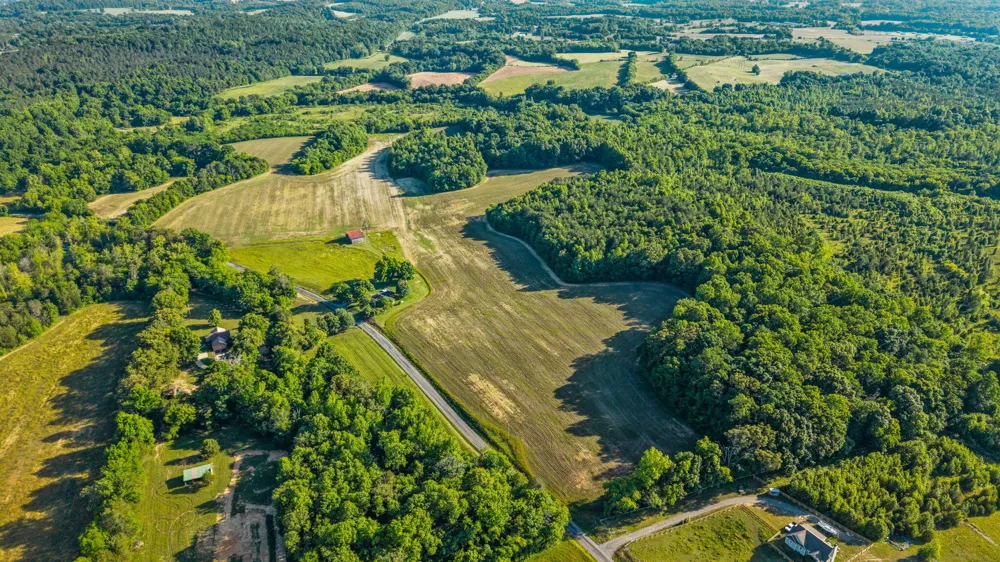 444 County Road 782 Etowah, TN 37331