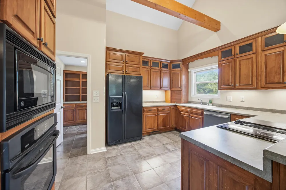15593 Iles Road Sale Creek, TN 37373