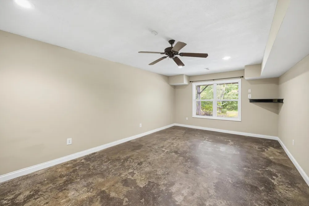 15593 Iles Road Sale Creek, TN 37373