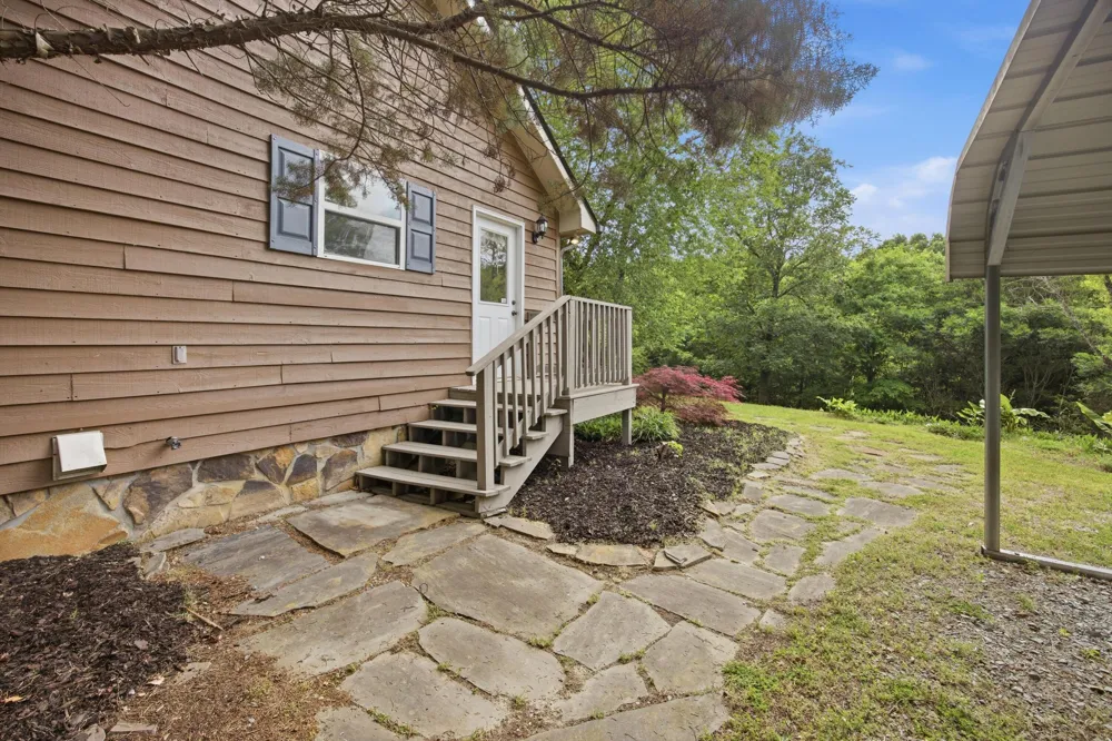 15593 Iles Road Sale Creek, TN 37373
