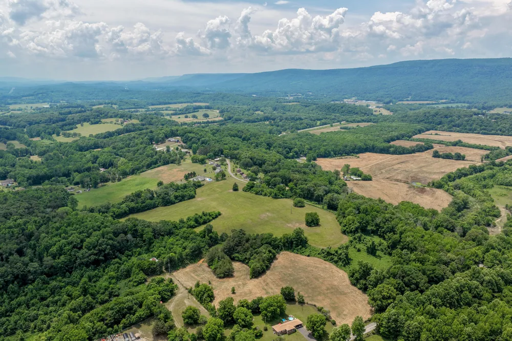 Highway 283 Whitwell, TN 37397
