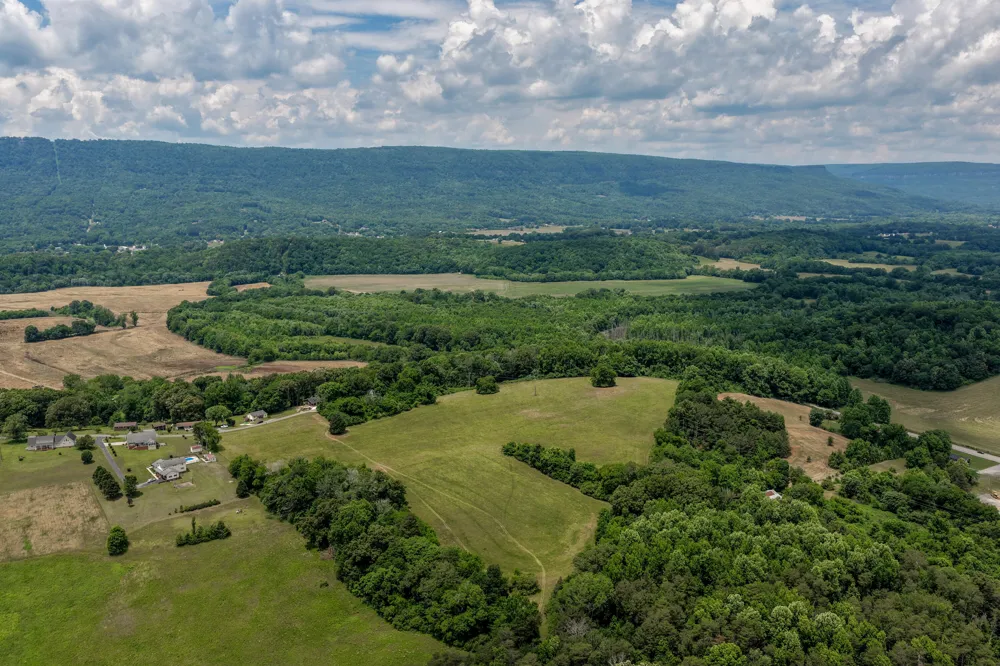Highway 283 Whitwell, TN 37397