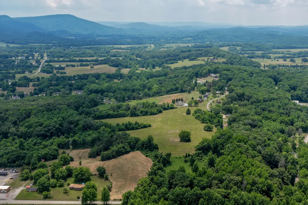 Highway 283 Whitwell, TN 37397