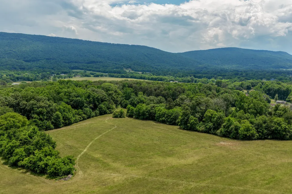 Highway 283 Whitwell, TN 37397