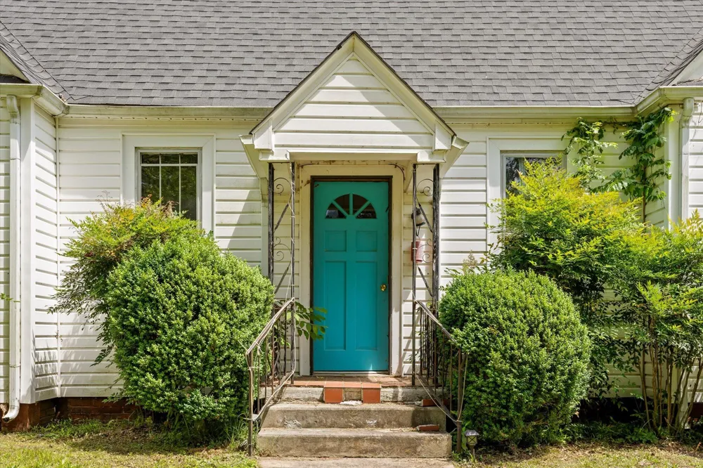 449 S Elm Street Whitwell, TN 37397