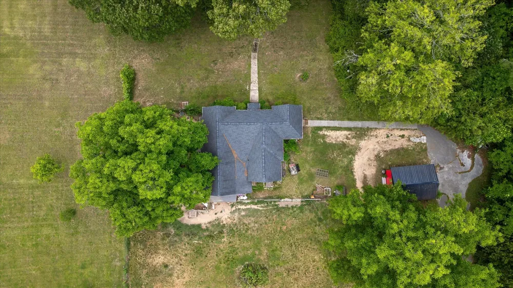 449 S Elm Street Whitwell, TN 37397