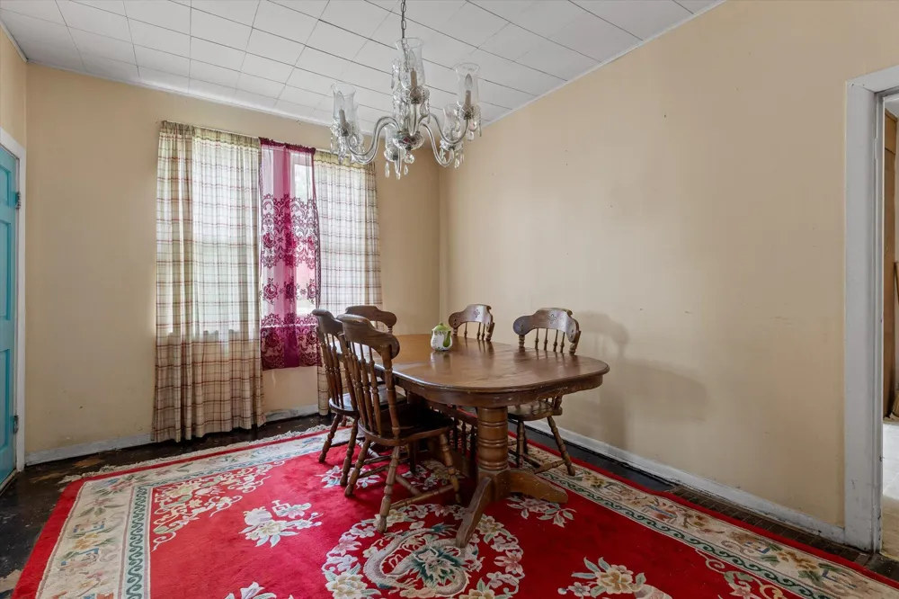 449 S Elm Street Whitwell, TN 37397