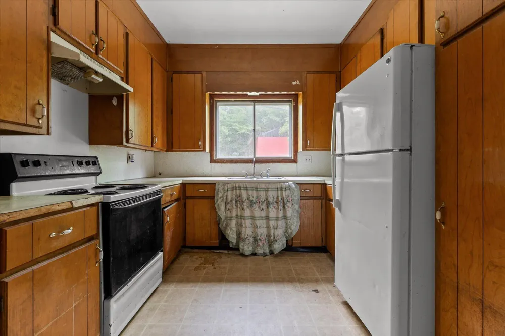 449 S Elm Street Whitwell, TN 37397