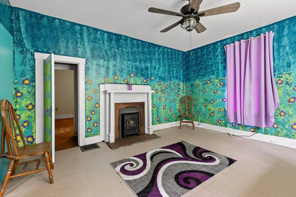 449 S Elm Street Whitwell, TN 37397