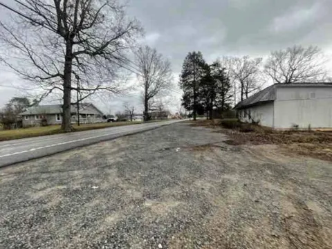 2265 S Highway 341