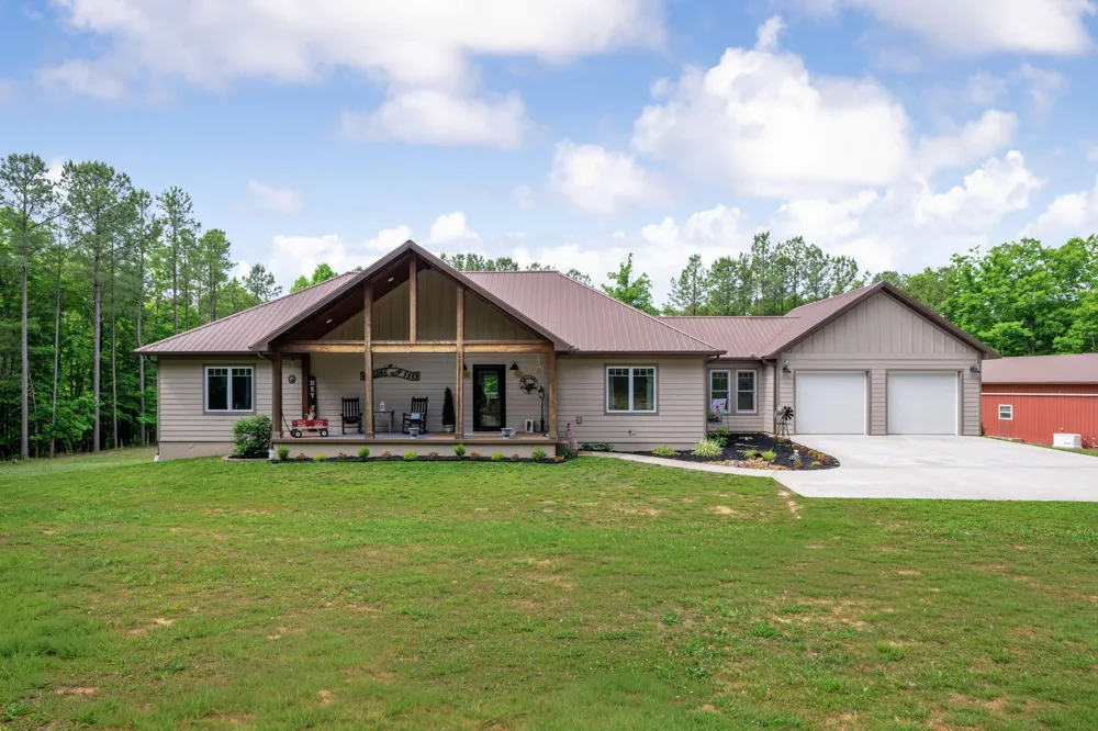 655 Thunder Ridge Drive South Pittsburg, TN 37380