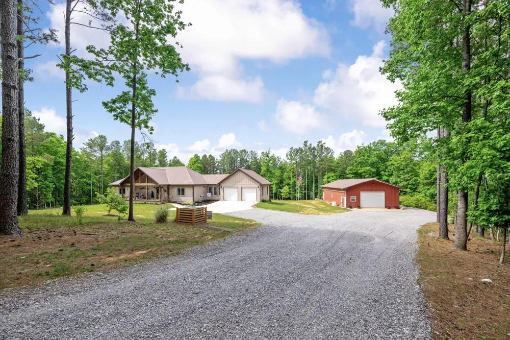655 Thunder Ridge Drive South Pittsburg, TN 37380