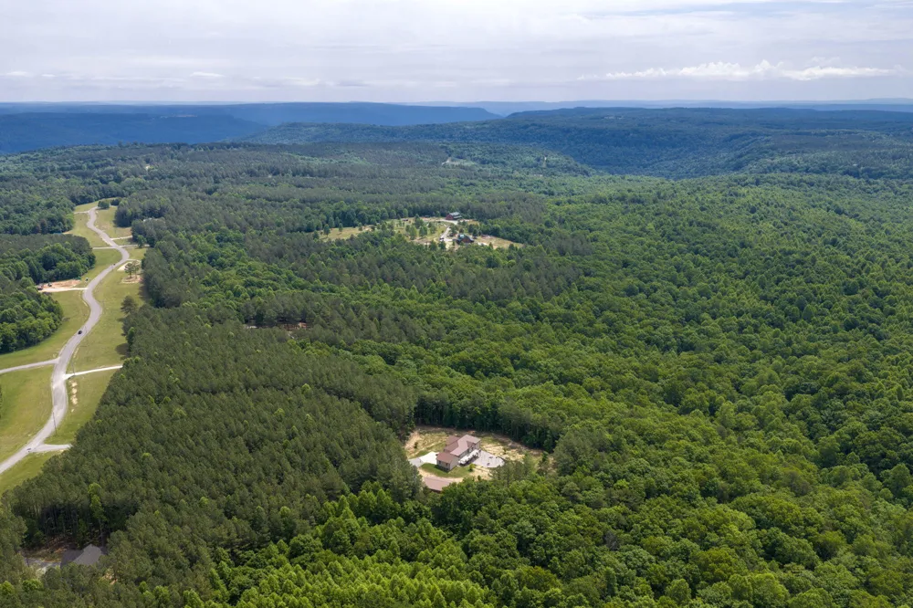 655 Thunder Ridge Drive South Pittsburg, TN 37380