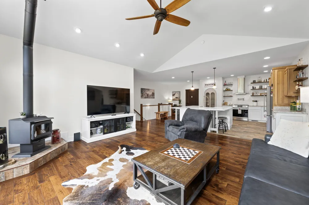 655 Thunder Ridge Drive South Pittsburg, TN 37380