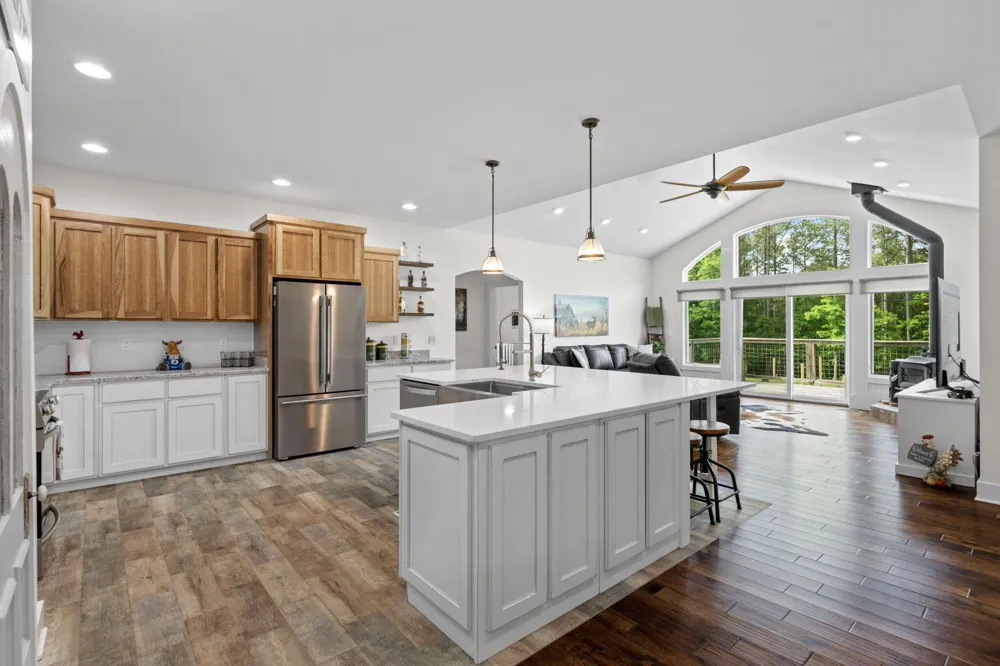 655 Thunder Ridge Drive South Pittsburg, TN 37380