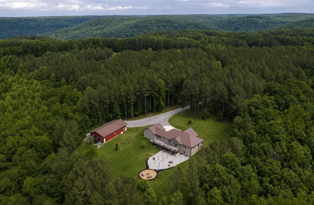 655 Thunder Ridge Drive South Pittsburg, TN 37380