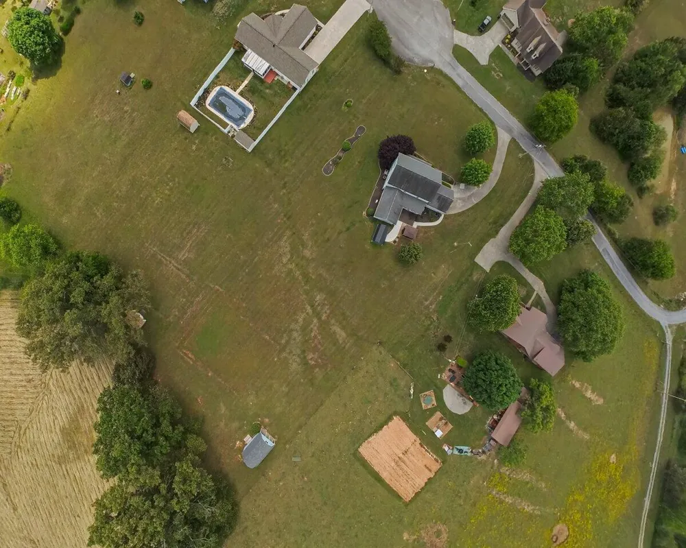 128 County Road 101 Riceville, TN 37370