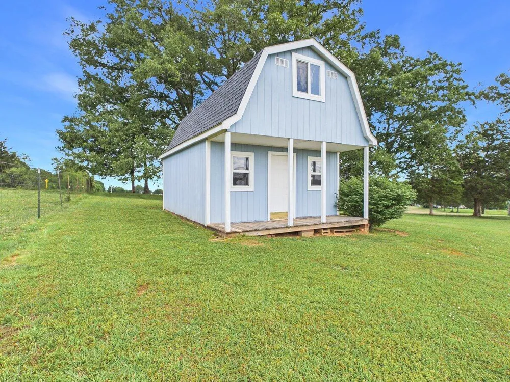 128 County Road 101 Riceville, TN 37370