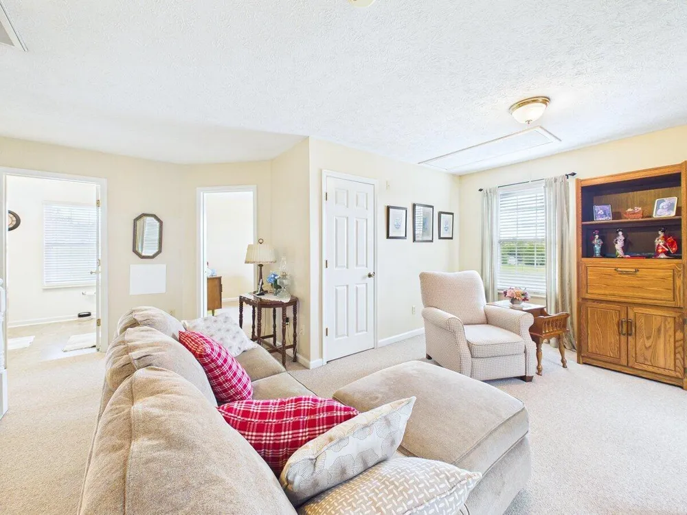 128 County Road 101 Riceville, TN 37370