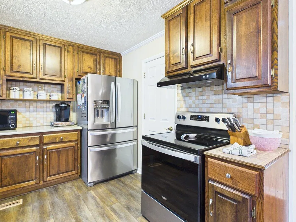 128 County Road 101 Riceville, TN 37370