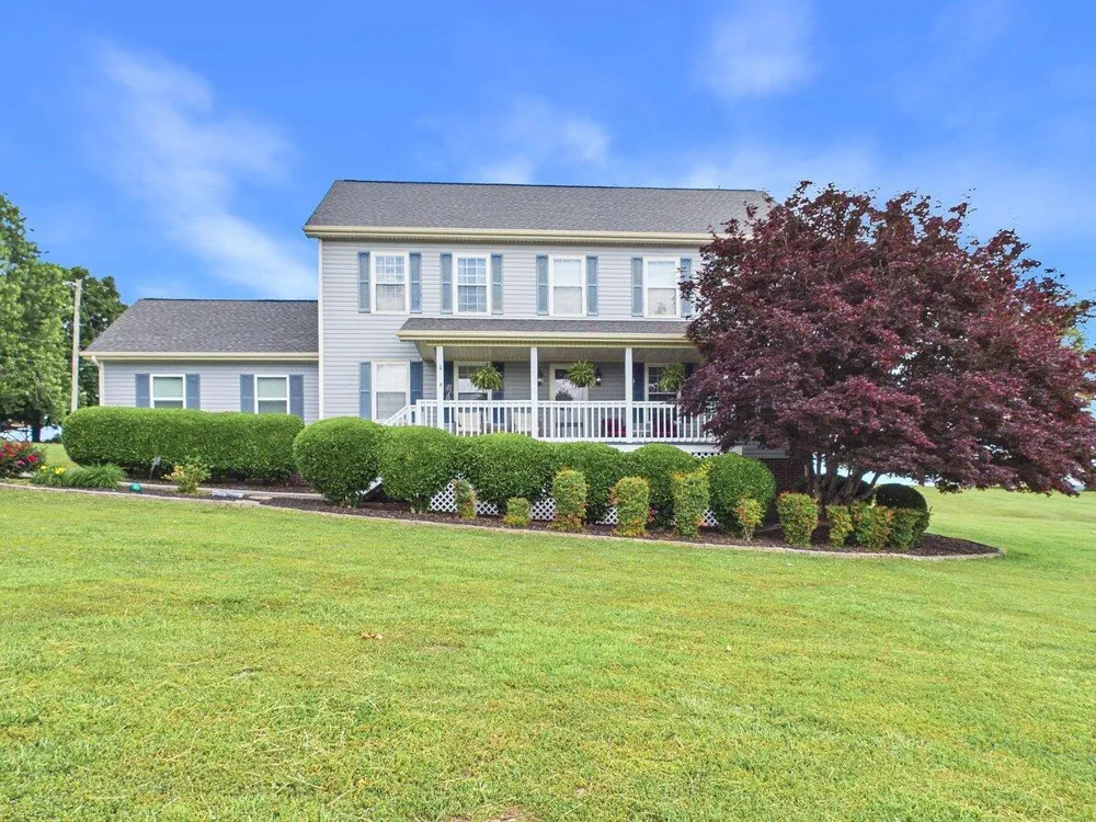 128 County Road 101 Riceville, TN 37370