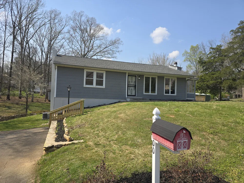 1500 Washington Avenue Etowah, TN 37331