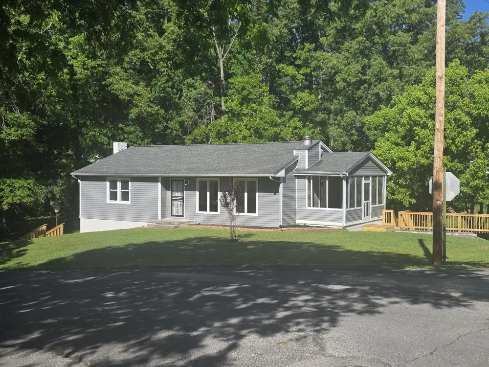 1500 Washington Avenue Etowah, TN 37331