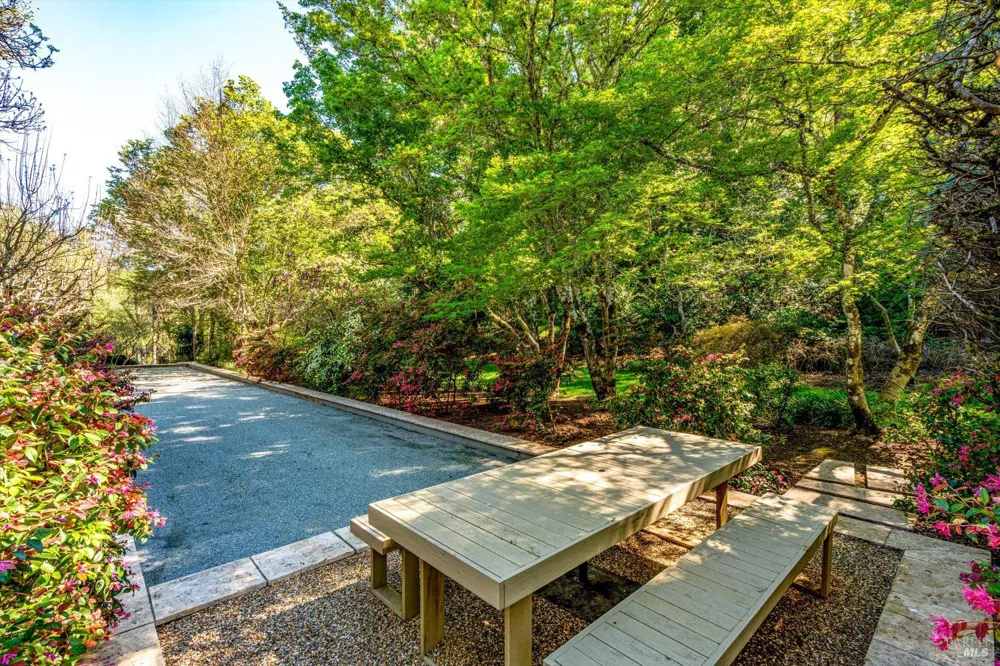 850 Conn Valley Road St. Helena, CA 94574