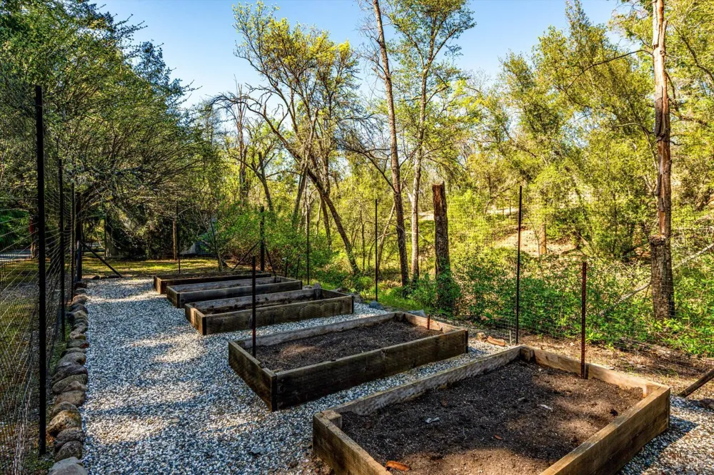 850 Conn Valley Road St. Helena, CA 94574