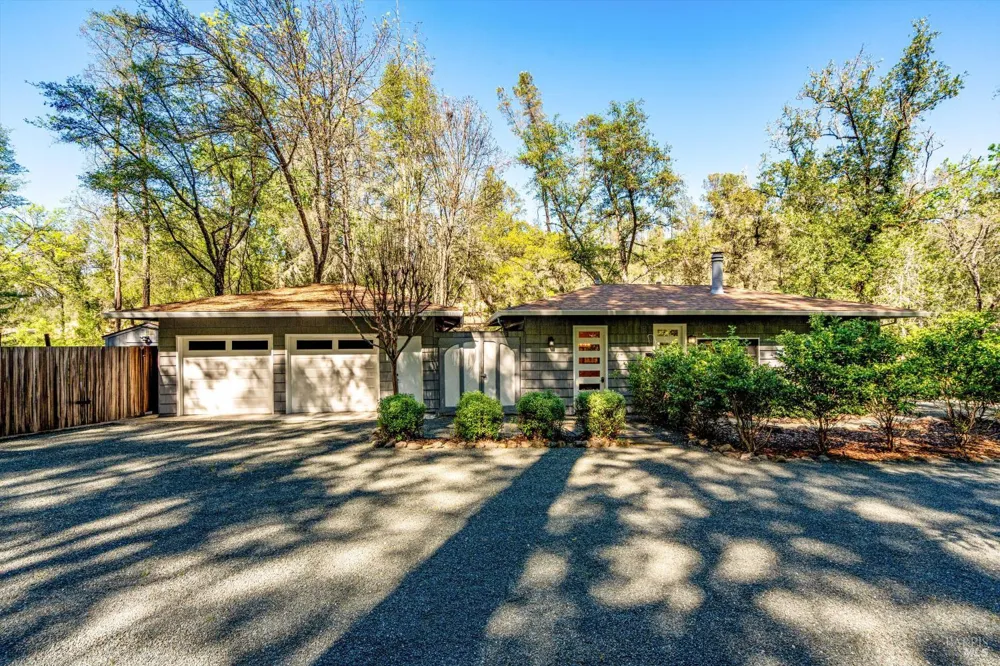 850 Conn Valley Road St. Helena, CA 94574