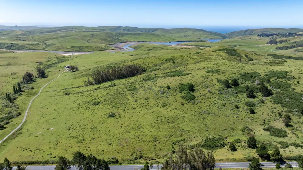 16997 Highway 1 Bodega Bay, CA 94923