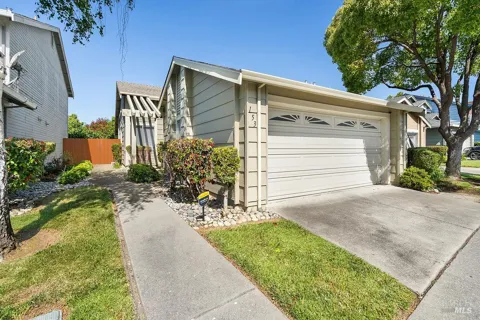 153 Bridlewood Court