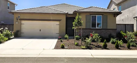4510 Duckhawk Circle