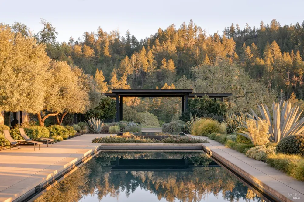13800 Highway 128 Calistoga, CA 94515