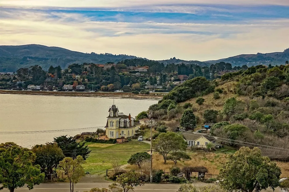 18 Janet Way ##160 Tiburon, CA 94920
