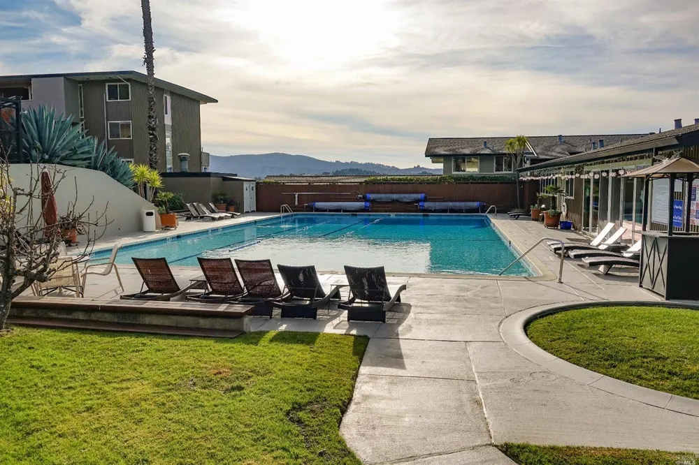 18 Janet Way ##160 Tiburon, CA 94920