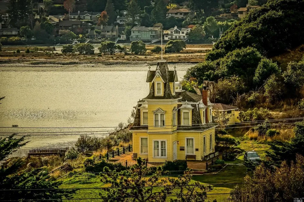 18 Janet Way ##160 Tiburon, CA 94920