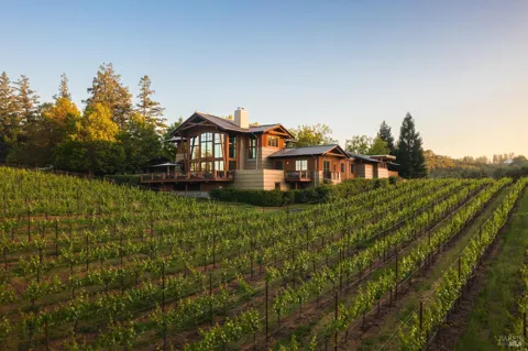 437 W Dry Creek Road