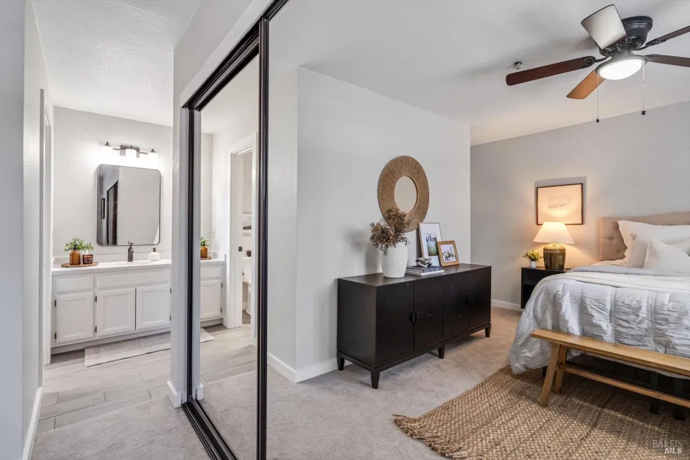 366 Piper Street Healdsburg, CA 95448