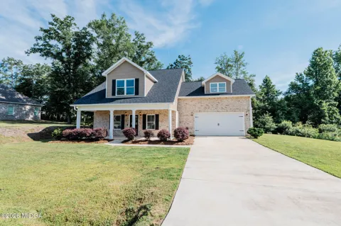 317 Willow Cove