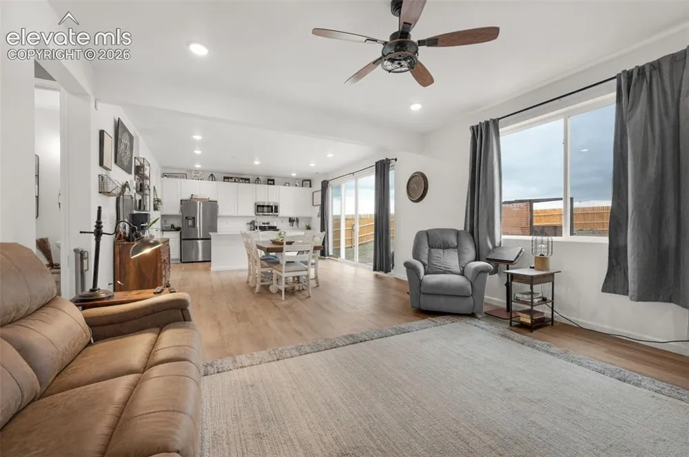 2501 Bella Terra Drive Pueblo, CO 81001