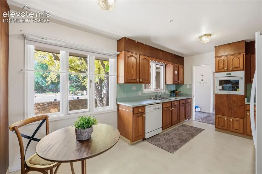 223 Crystal Hills Boulevard Manitou Springs, CO 80829