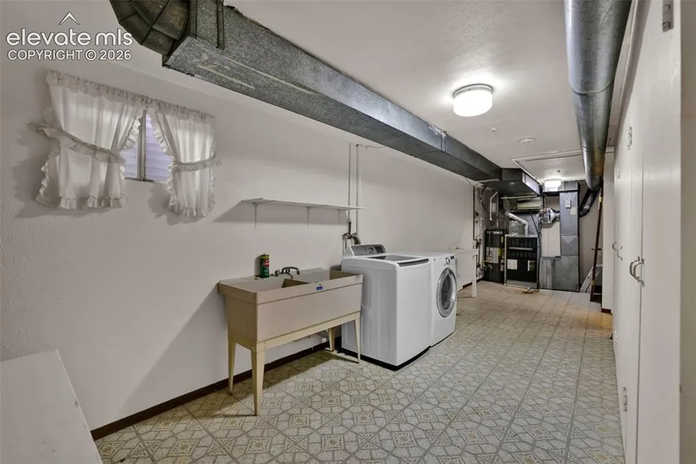 223 Crystal Hills Boulevard Manitou Springs, CO 80829