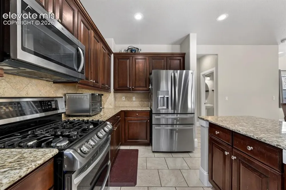 6660 Big Leaf Lane Colorado Springs, CO 80927