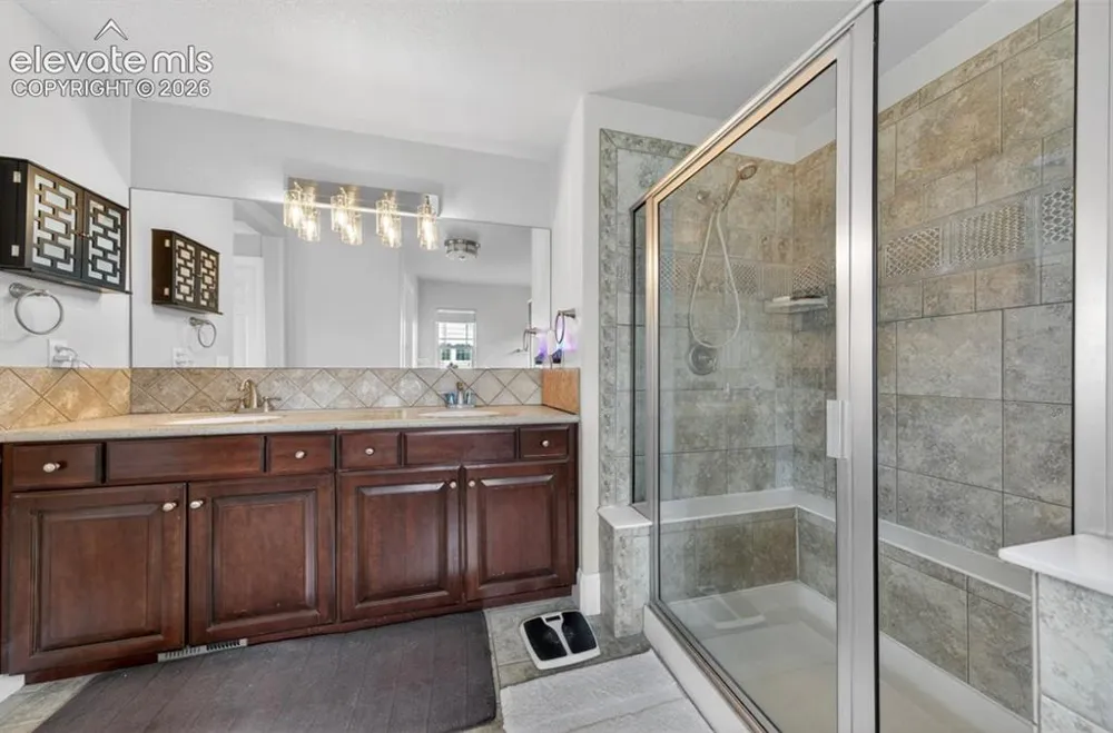 6660 Big Leaf Lane Colorado Springs, CO 80927