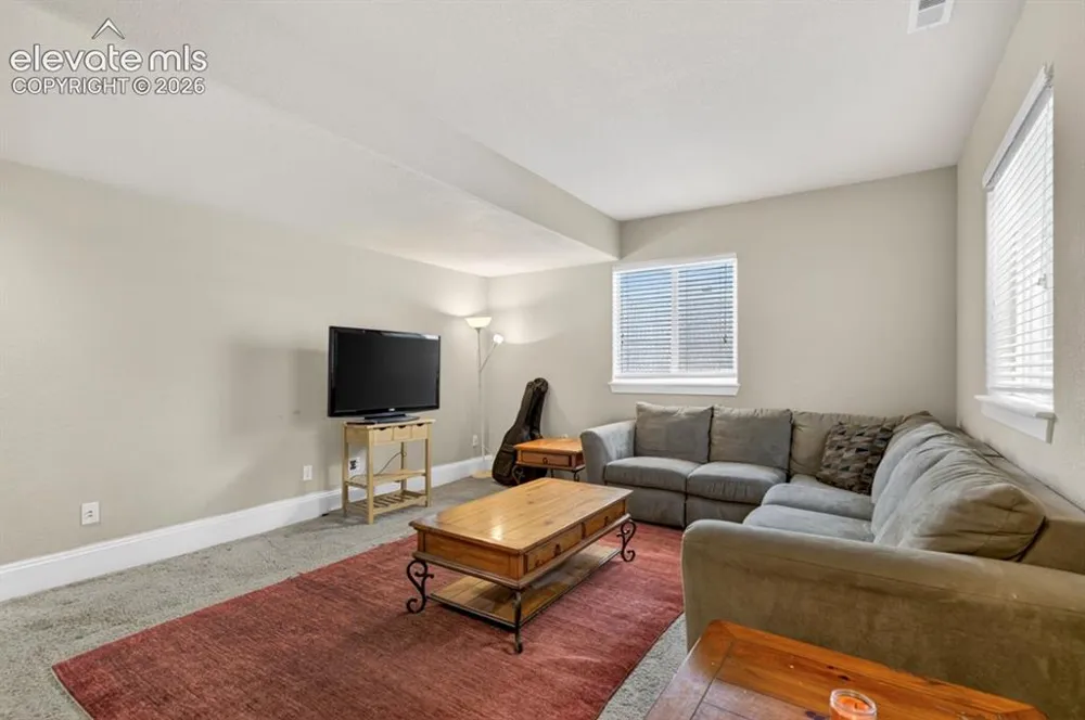 6660 Big Leaf Lane Colorado Springs, CO 80927