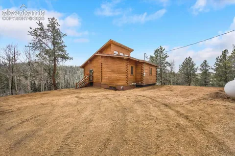 715 W Bison Creek Trail
